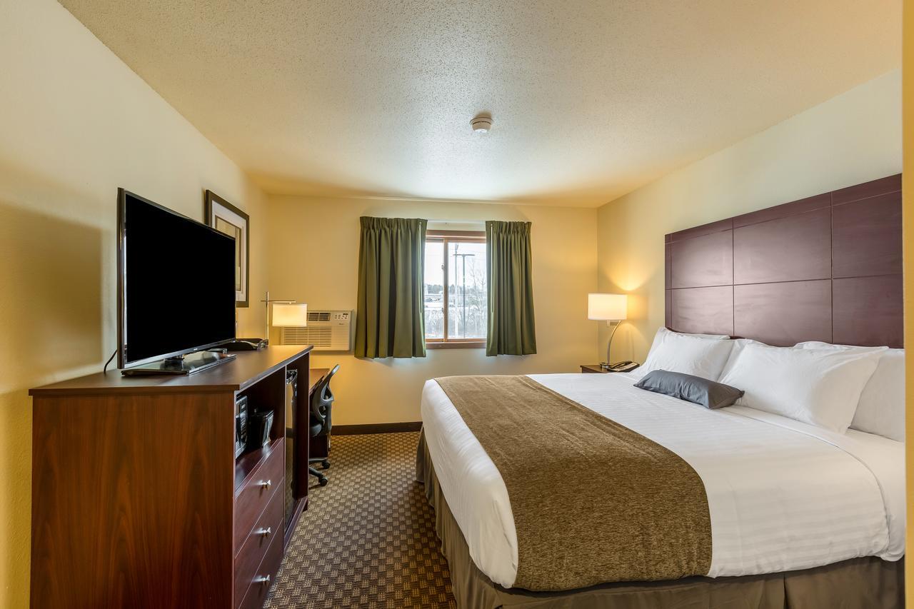 Cobblestone Inn & Suites - Merrill Экстерьер фото