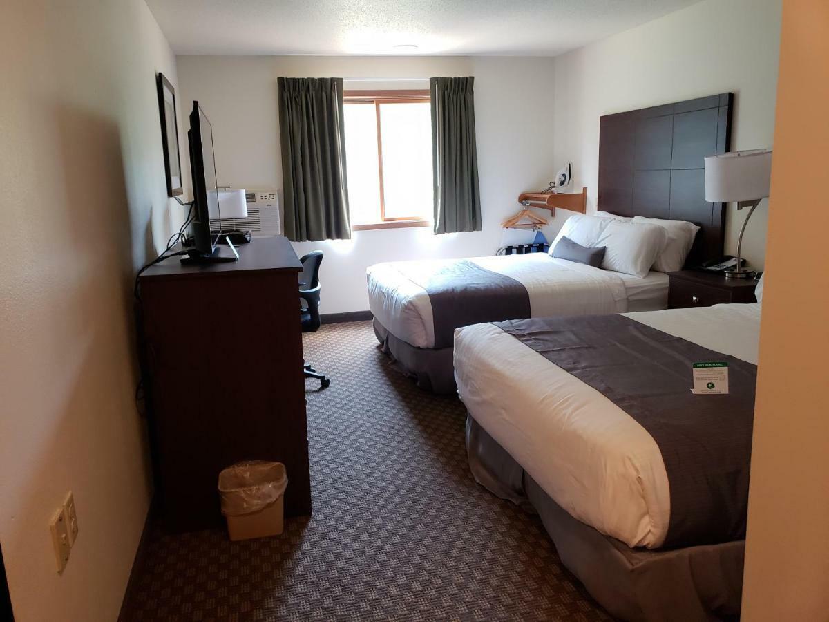 Cobblestone Inn & Suites - Merrill Экстерьер фото